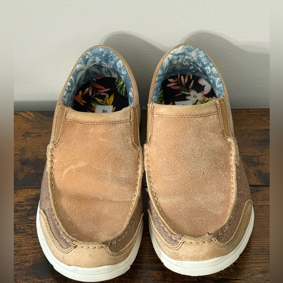 Tommy Bahama Paradise Around Tan Slip-On Shoes - Picture 3 of 7